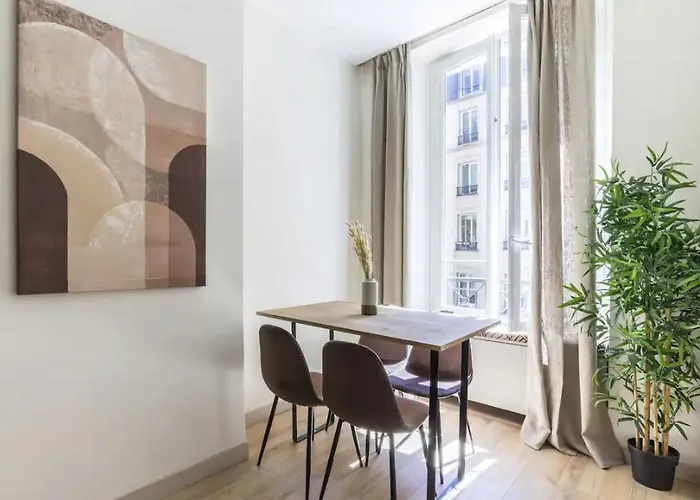 Апартаменты De Charme Opera Saint Honore Париж